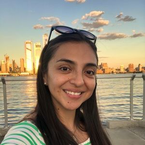 Meet your Posher, Cristina